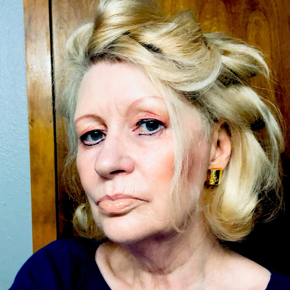 Meet your Posher Helena,European fashion flair!